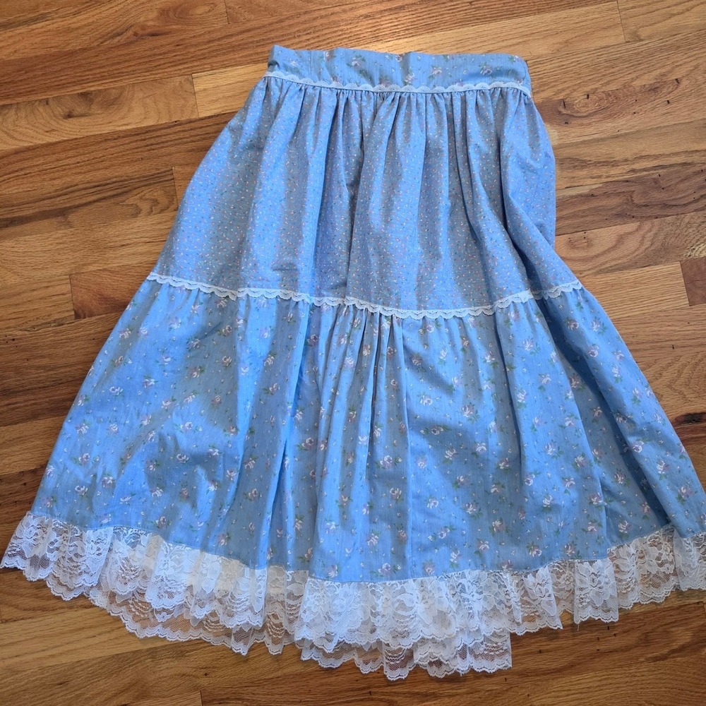 Vintage Style Blue Floral Prairie Maxi Skirt Lace Trim Tiered Bustle Cottagecore